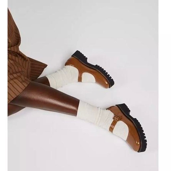 INTENTIONALLY BLANK Shoes - never worn intentional blank mary janes